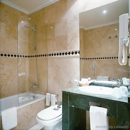 Eurostars Maimonides Szálloda 3*