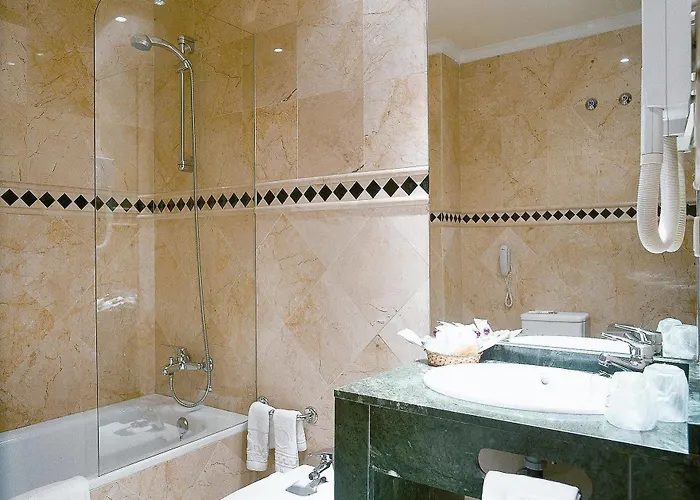 Eurostars Maimonides Otel 3*